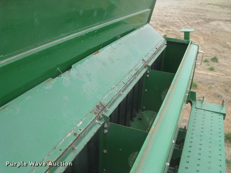 image for item L3989 2008 Great Plains 2S-2600 HDF grain drill
