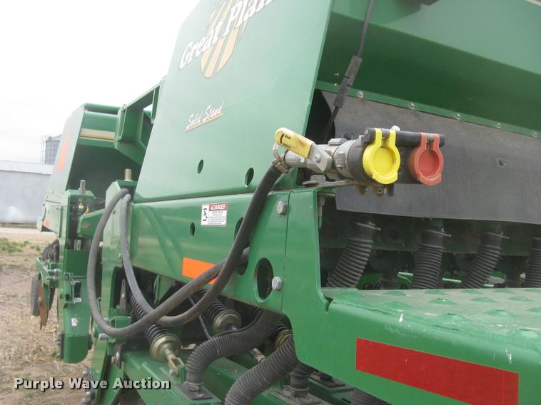 image for item L3989 2008 Great Plains 2S-2600 HDF grain drill