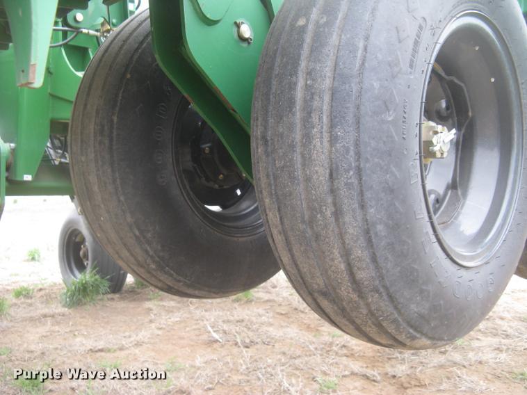 image for item L3989 2008 Great Plains 2S-2600 HDF grain drill
