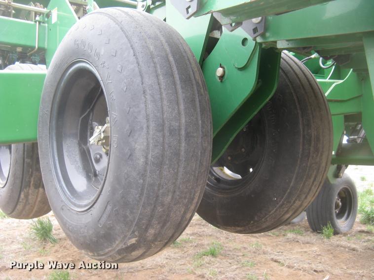 image for item L3989 2008 Great Plains 2S-2600 HDF grain drill