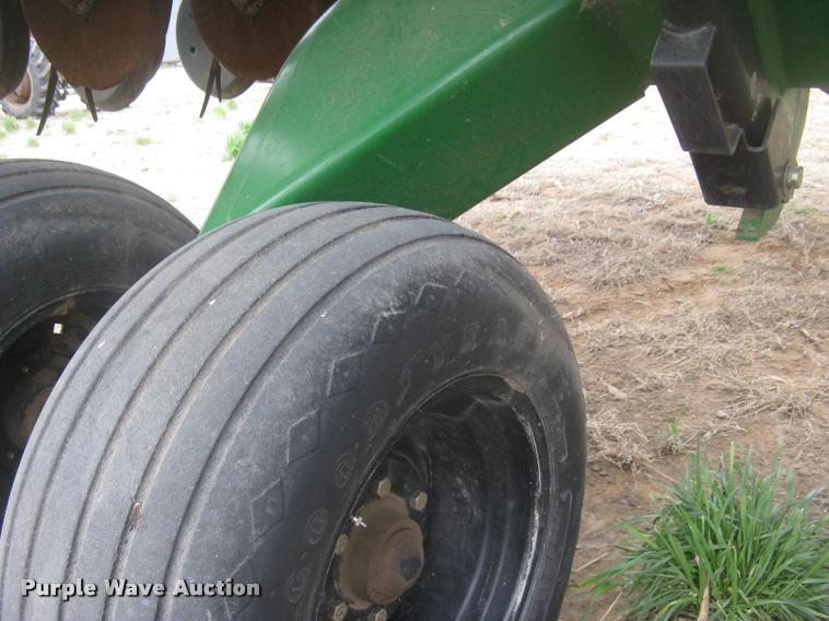 image for item L3989 2008 Great Plains 2S-2600 HDF grain drill