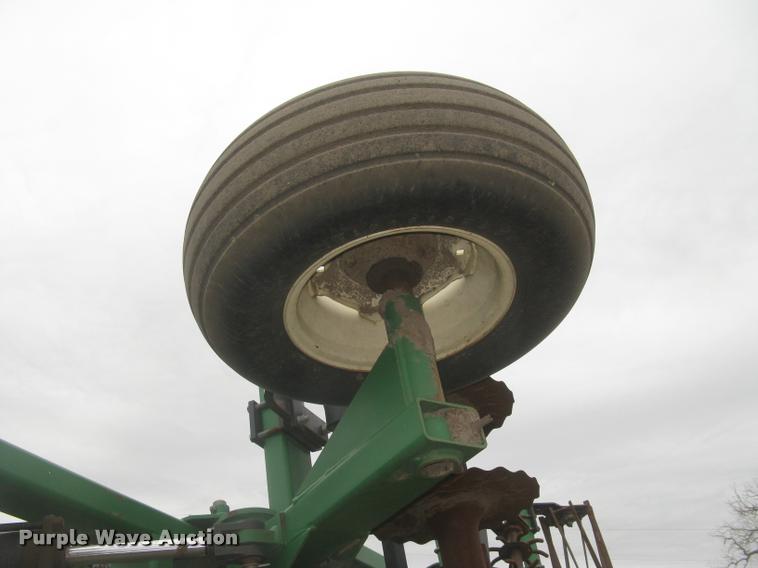 image for item L3991 2008 Great Plains Turbo-Till 2400 Series II vertical tillage