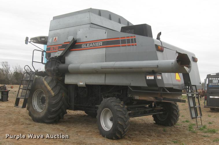 image for item L3993 1995 Gleaner R72 combine