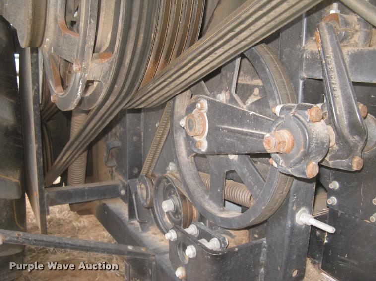 image for item L3993 1995 Gleaner R72 combine