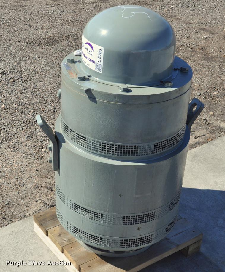 image for item L5183 125HP GE hollow shaft electric motor