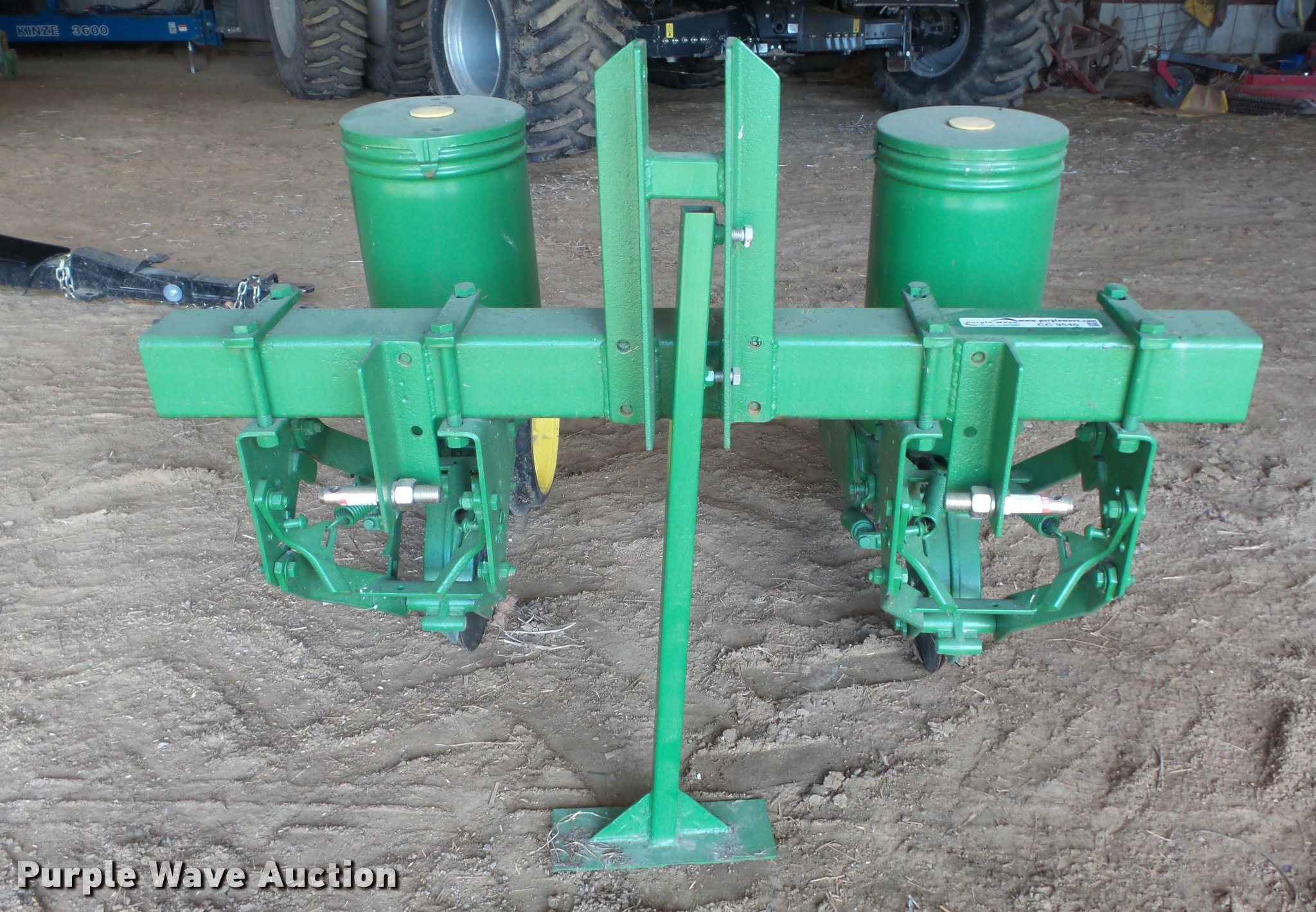 John Deere 71 planter in Ina, IL Item CC9540 sold Purple Wave