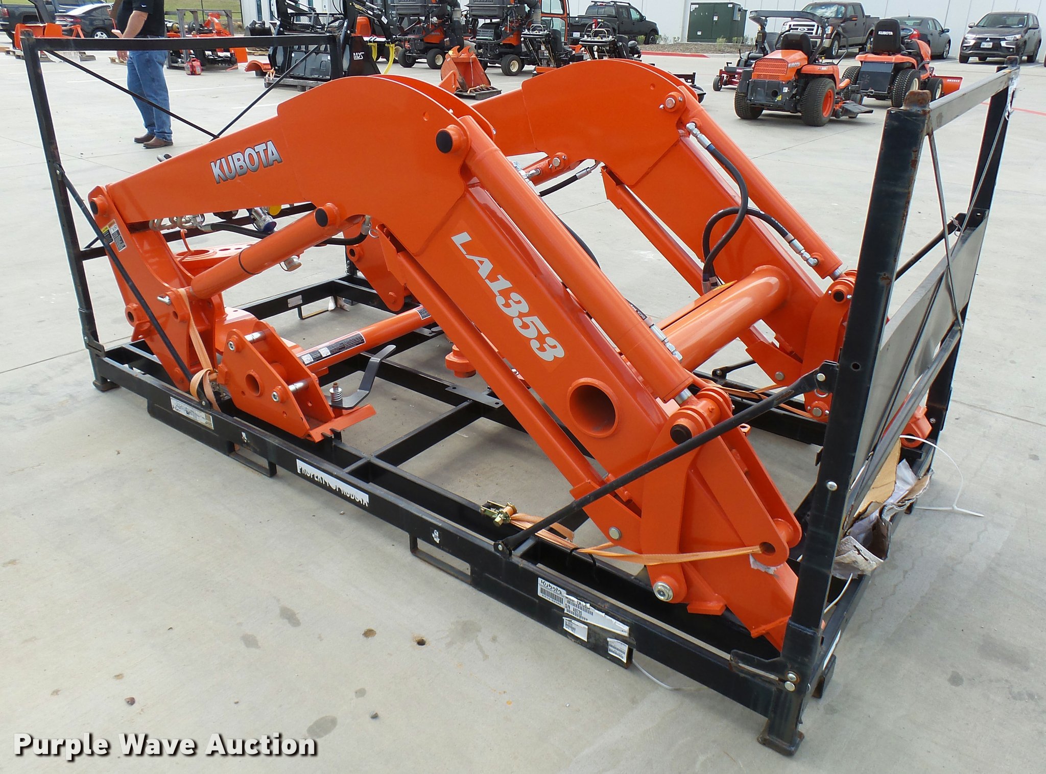 Kubota LA1353 front end loader in Grapevine, TX Item DB2468 sold