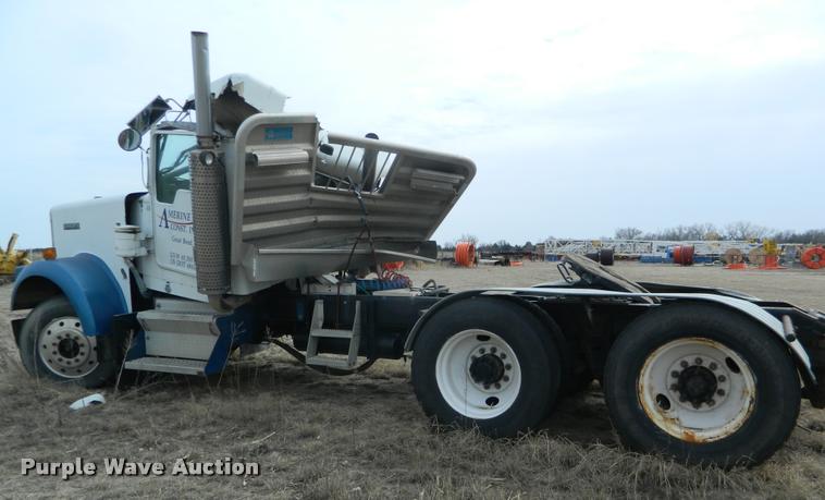 image for item BK9263 1999 Kenworth W900 truck cab and chassis