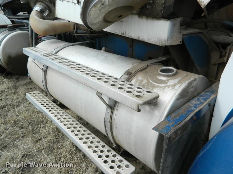 image for item BK9263 1999 Kenworth W900 truck cab and chassis