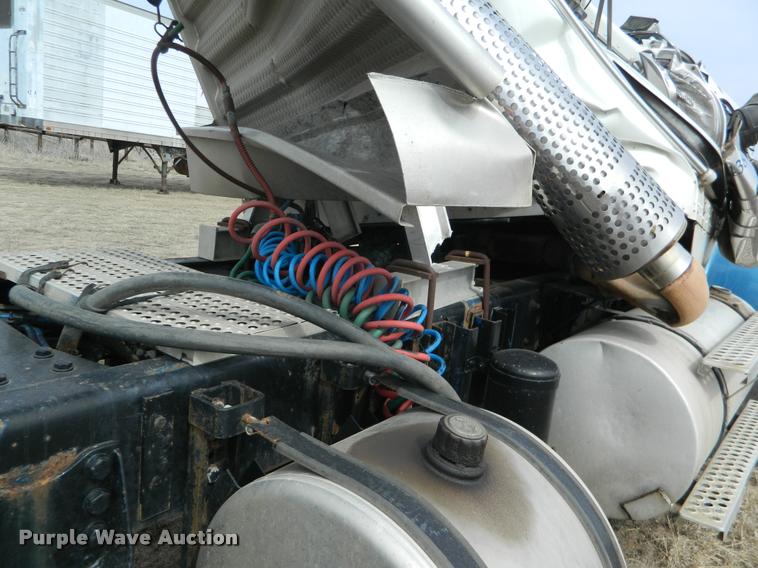 image for item BK9263 1999 Kenworth W900 truck cab and chassis