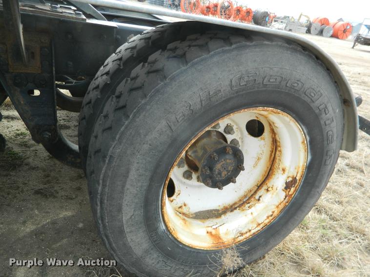 image for item BK9263 1999 Kenworth W900 truck cab and chassis