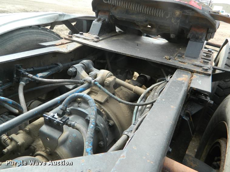 image for item BK9263 1999 Kenworth W900 truck cab and chassis