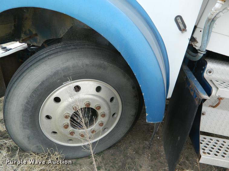 image for item BK9263 1999 Kenworth W900 truck cab and chassis