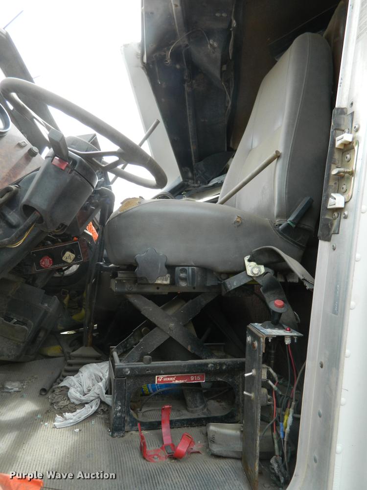 image for item BK9263 1999 Kenworth W900 truck cab and chassis