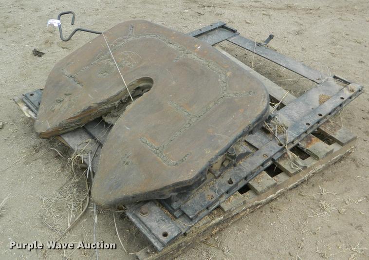 image for item BK9270 Fontaine sliding fifth wheel receiver plate