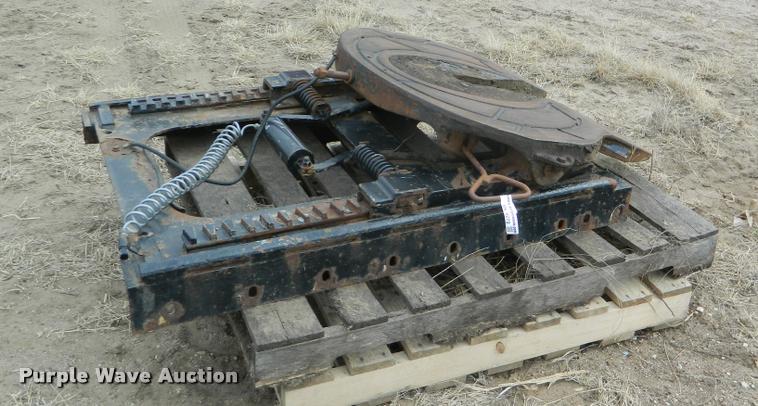 image for item BK9272 Air operated sliding fifth wheel receiver plate