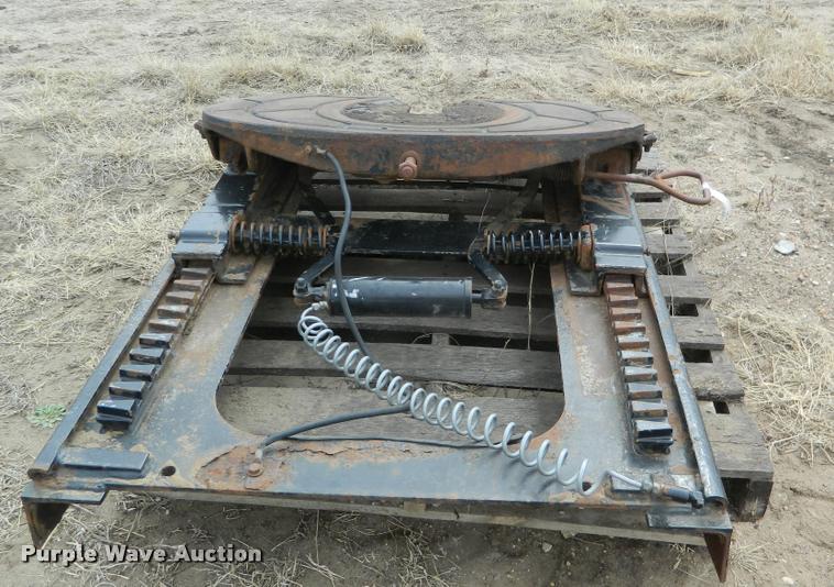 image for item BK9272 Air operated sliding fifth wheel receiver plate