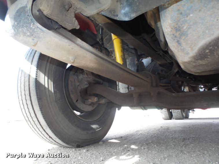 image for item DA0613 2005 Mack CXN 613 Vision semi truck