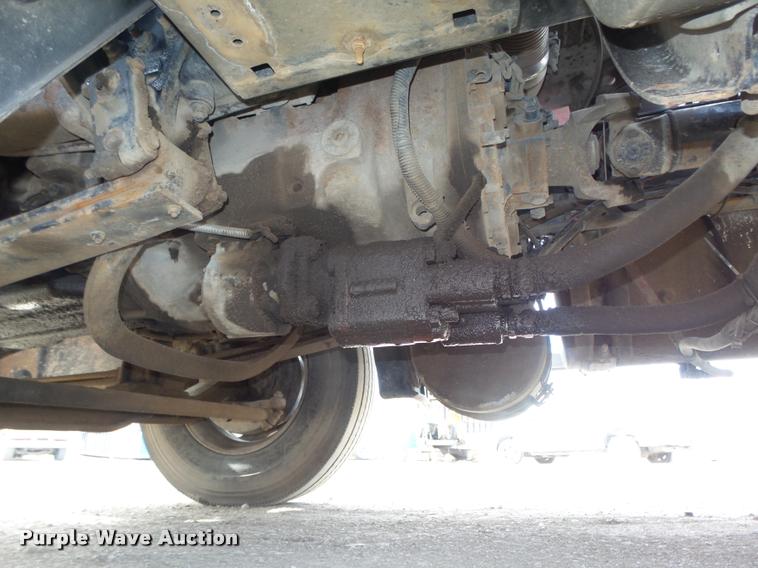 image for item DA0613 2005 Mack CXN 613 Vision semi truck