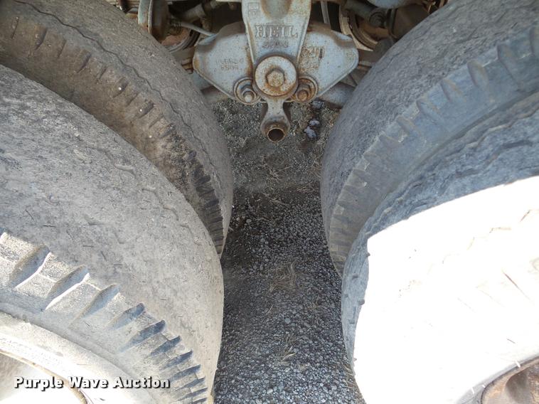 image for item DA1814 1969 Heil tank trailer