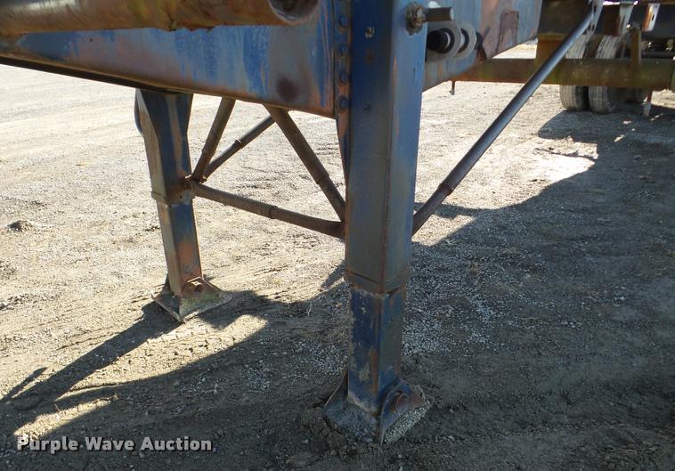 image for item DA1815 1971 Butler tank trailer