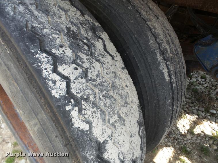 image for item DA1818 1977 Kari Kool C7K tank trailer