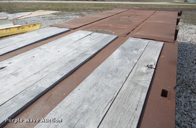 image for item DA1819 1980 Vulcan LB40-3 drop deck equipment trailer