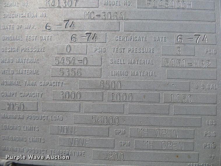 image for item DA2617 1974 Trailmobile F14S4CC1H tank trailer