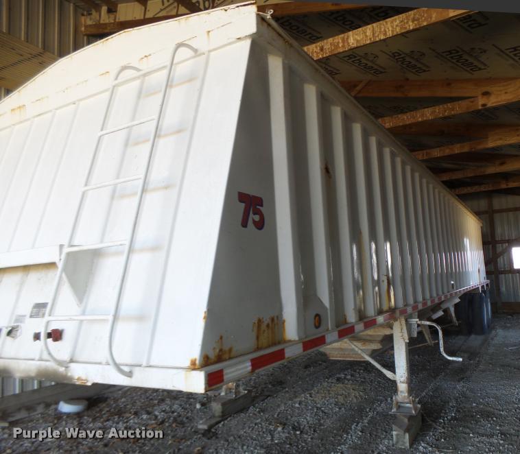 image for item DA3389 1993 CPS double hopper grain trailer