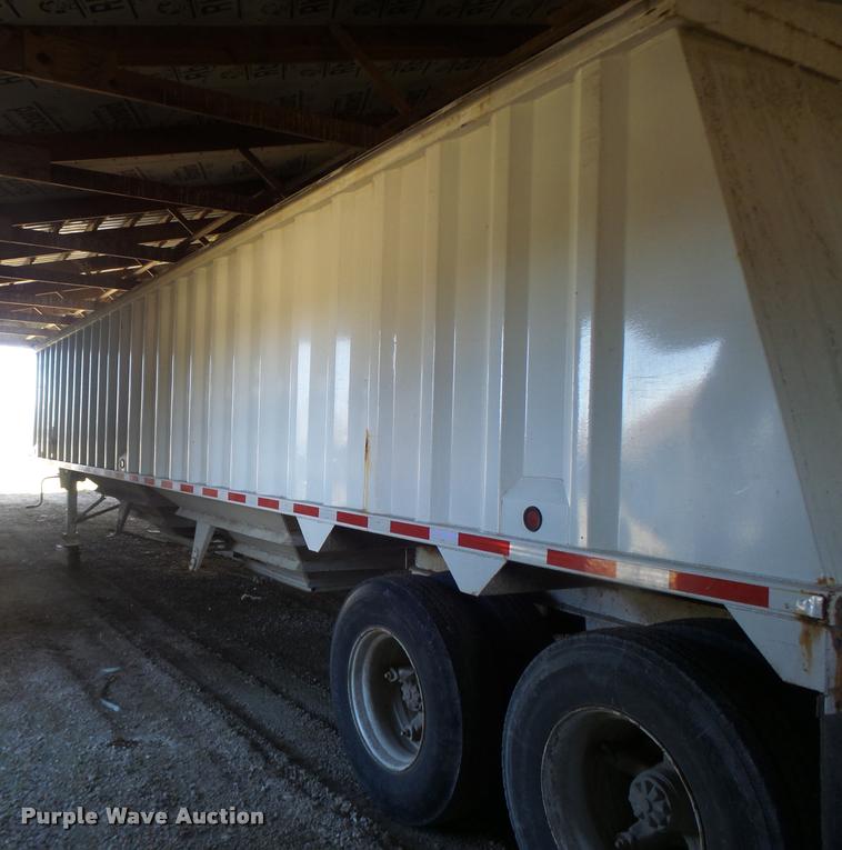 image for item DA3389 1993 CPS double hopper grain trailer