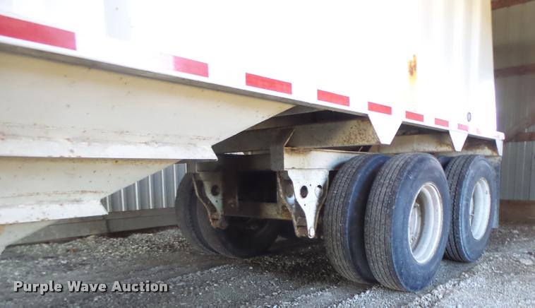 image for item DA3389 1993 CPS double hopper grain trailer