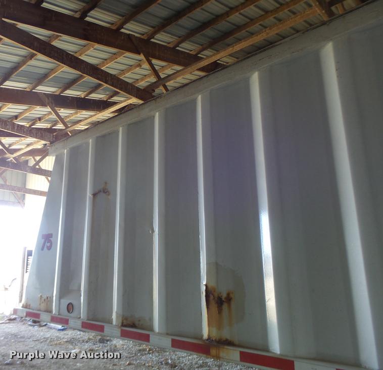 image for item DA3389 1993 CPS double hopper grain trailer