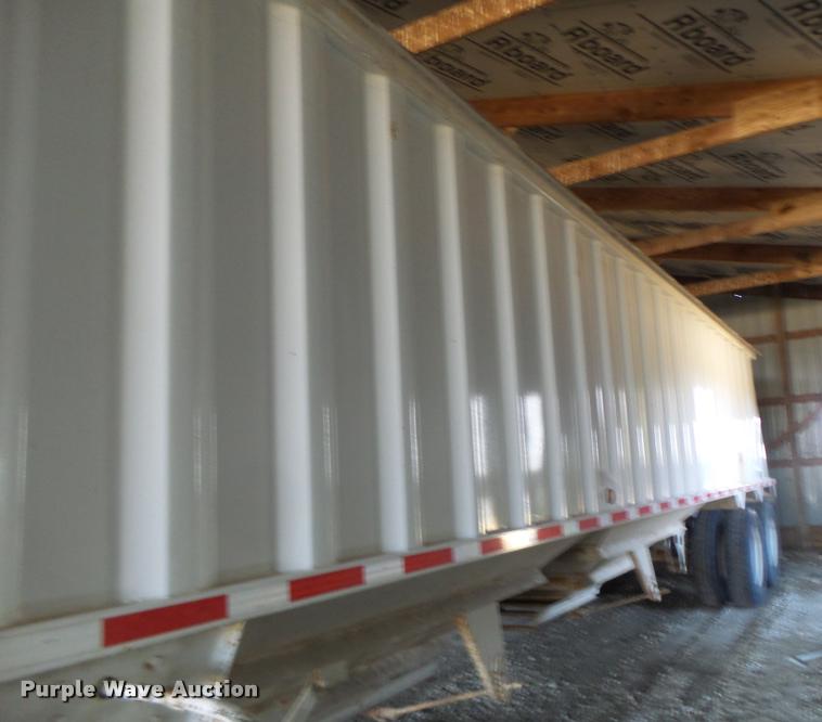 image for item DA3389 1993 CPS double hopper grain trailer