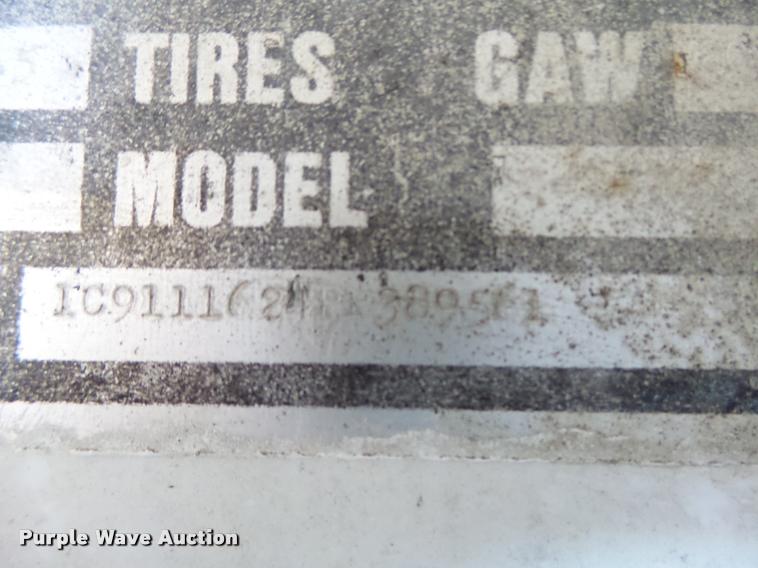 image for item DA3389 1993 CPS double hopper grain trailer