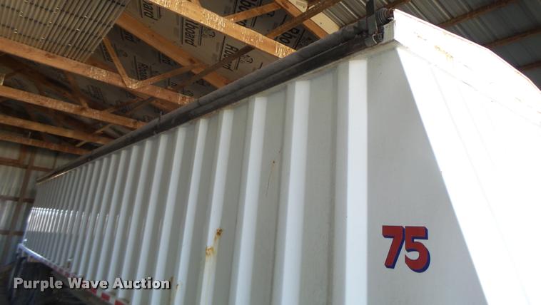 image for item DA3389 1993 CPS double hopper grain trailer