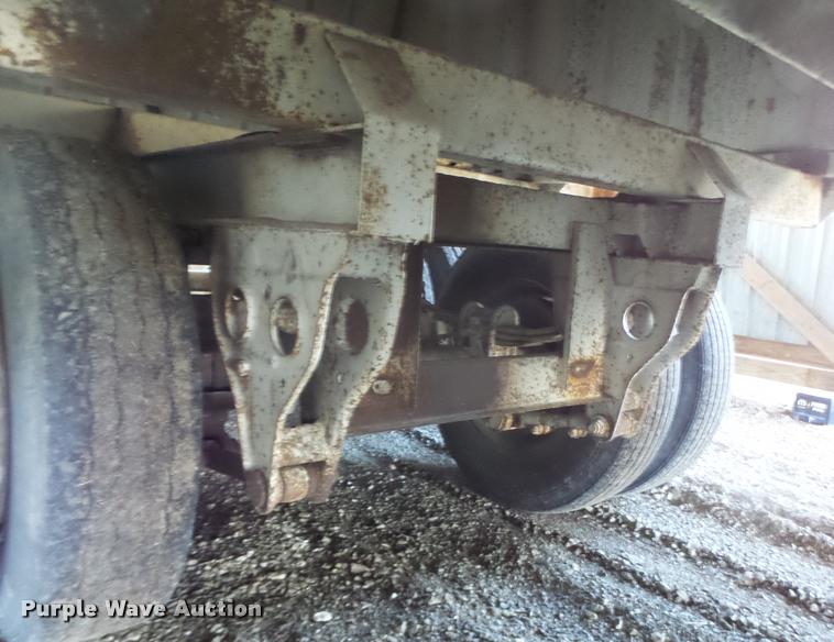 image for item DA3389 1993 CPS double hopper grain trailer