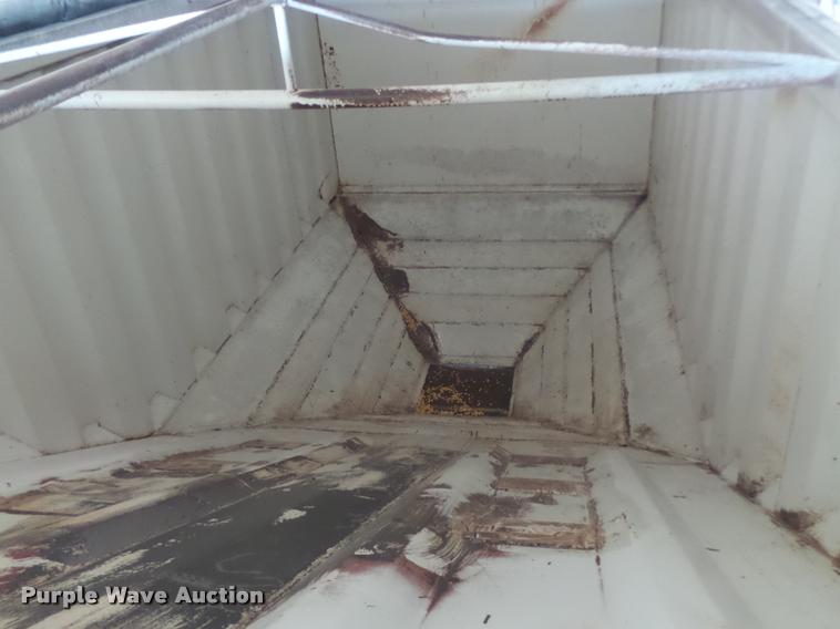 image for item DA3389 1993 CPS double hopper grain trailer