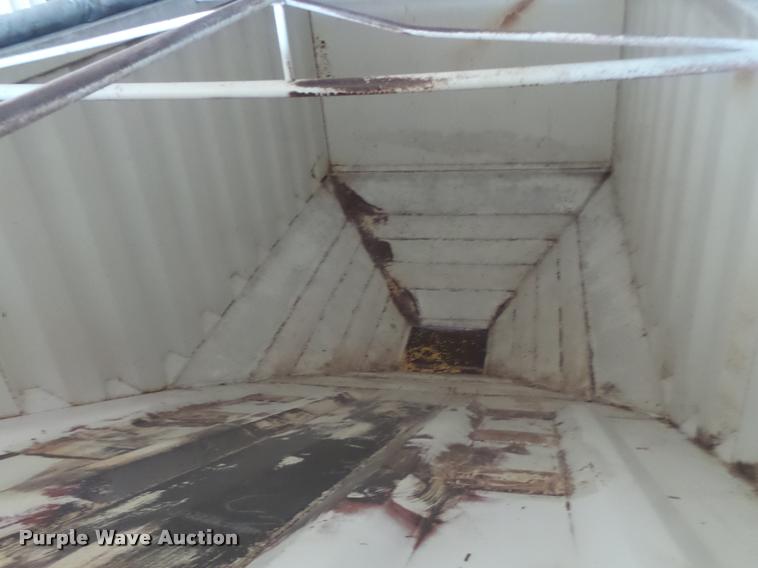 image for item DA3389 1993 CPS double hopper grain trailer