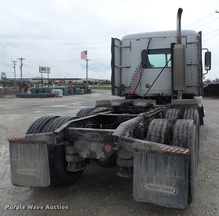 image for item DA3423 1998 Freightliner Century Class semi truck