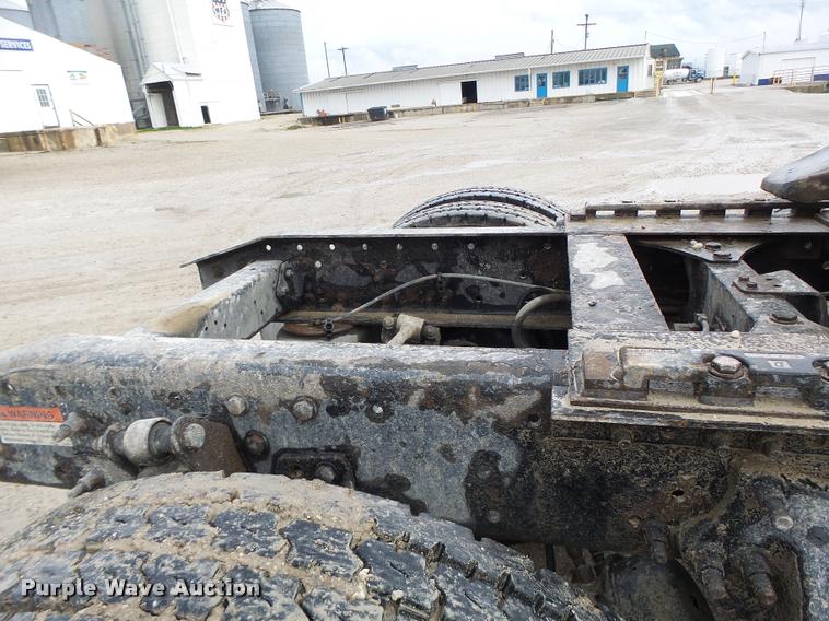 image for item DA3423 1998 Freightliner Century Class semi truck