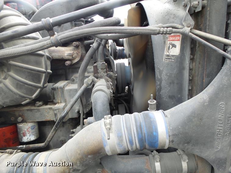 image for item DA3423 1998 Freightliner Century Class semi truck