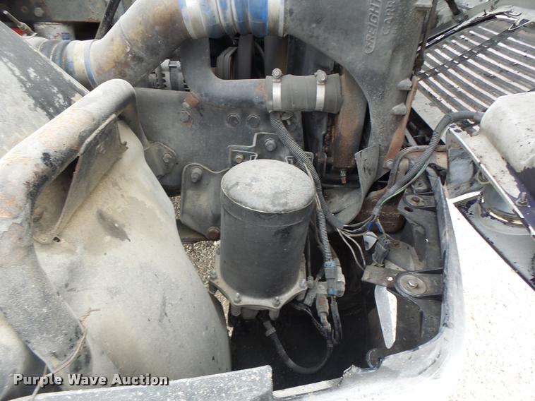 image for item DA3423 1998 Freightliner Century Class semi truck