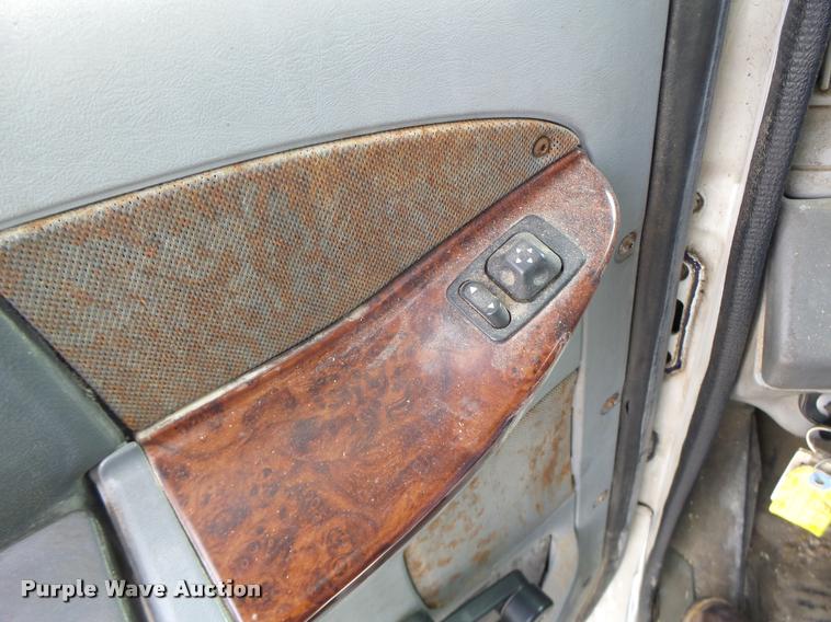 image for item DA3423 1998 Freightliner Century Class semi truck