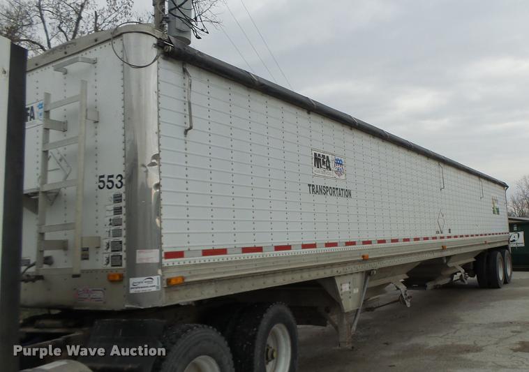 image for item DA3428 1998 Wilson DWH-400 double hopper grain trailer
