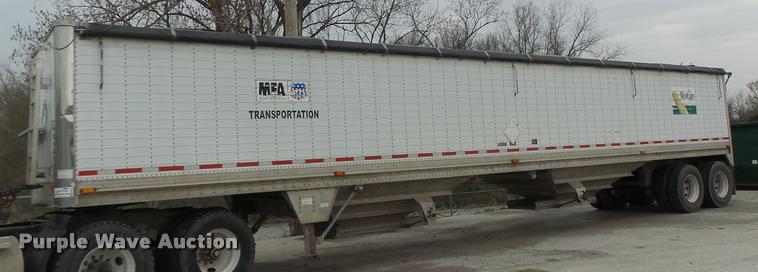 image for item DA3428 1998 Wilson DWH-400 double hopper grain trailer