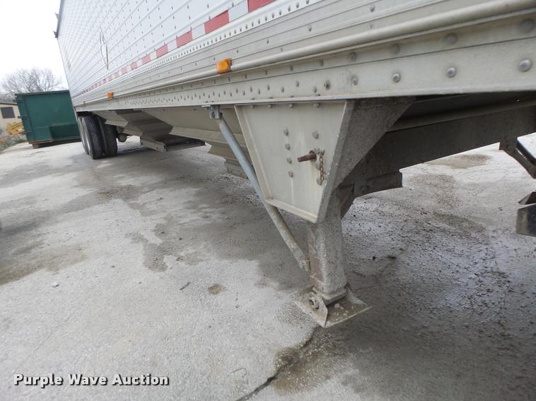 image for item DA3428 1998 Wilson DWH-400 double hopper grain trailer