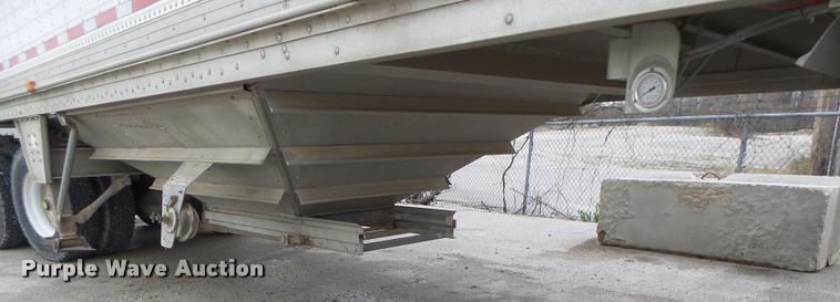 image for item DA3428 1998 Wilson DWH-400 double hopper grain trailer