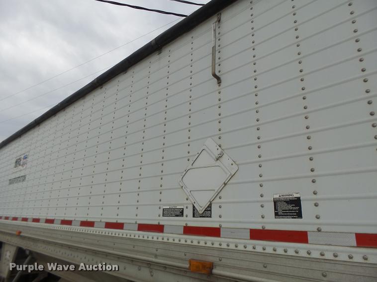 image for item DA3428 1998 Wilson DWH-400 double hopper grain trailer