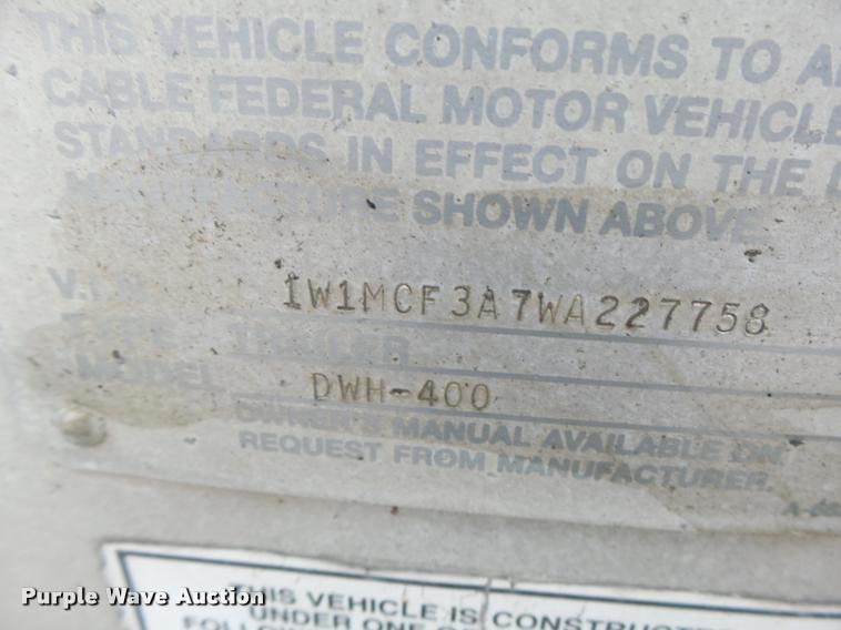 image for item DA3428 1998 Wilson DWH-400 double hopper grain trailer