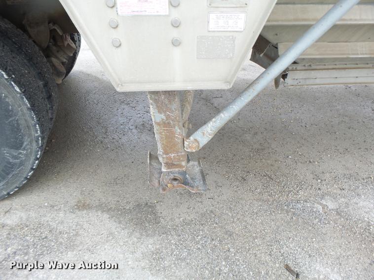 image for item DA3428 1998 Wilson DWH-400 double hopper grain trailer